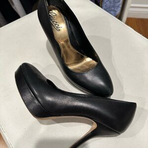 Gucci heels 35.5
